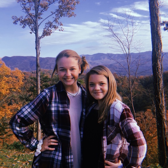 Meet your Posher, Abby - Picture 1 of 1